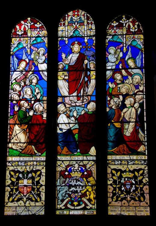 Stained glass window, Seal church