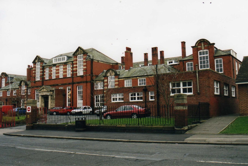 Old Alderman Raith, Grammar School
