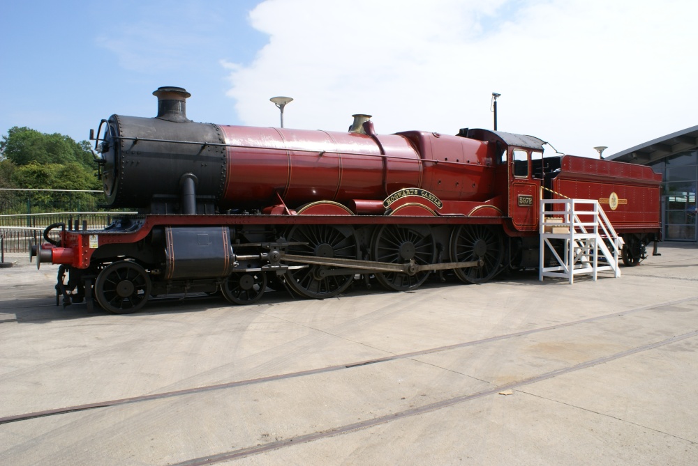 Alton Hall (Hogwarts Castle)