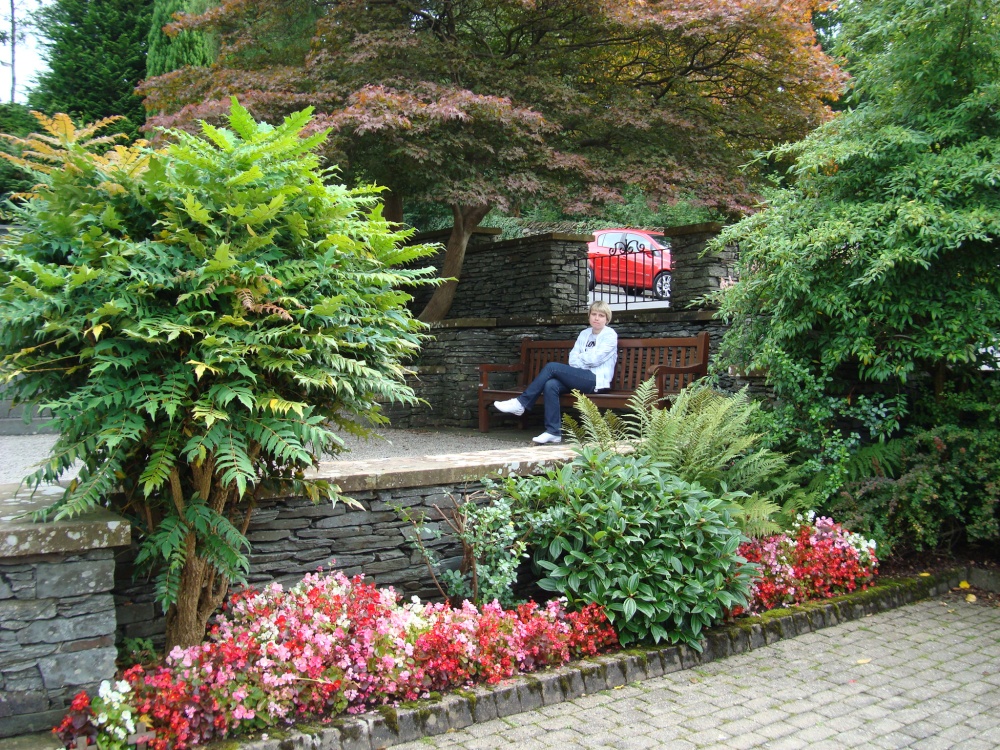 Very nice little garden near War Memorial