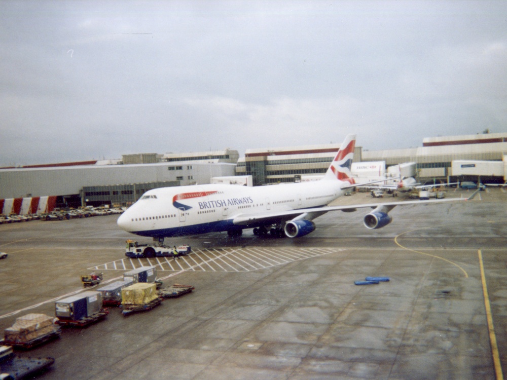 Terminal 4, 2004