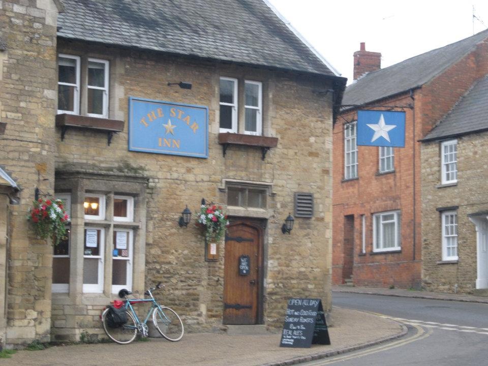 Geddington pub