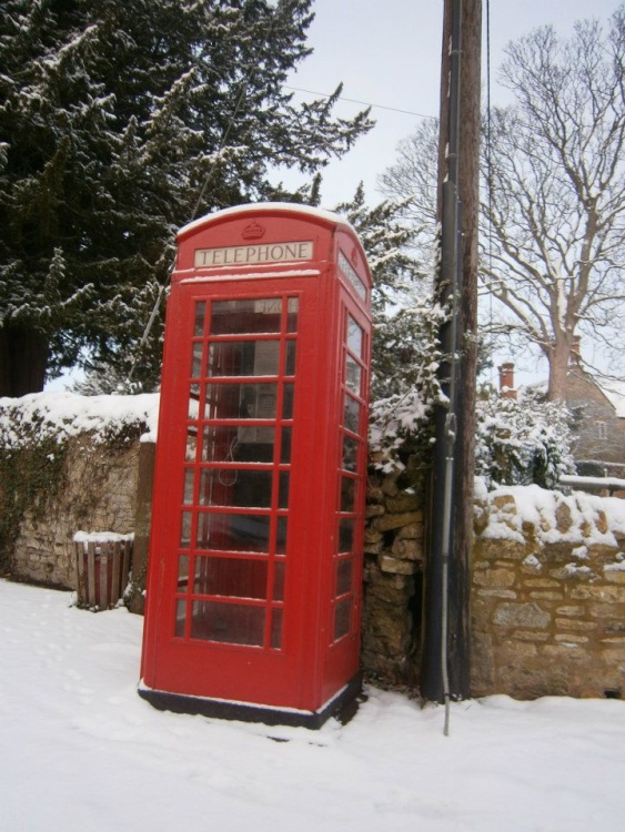 Grendon telephone box