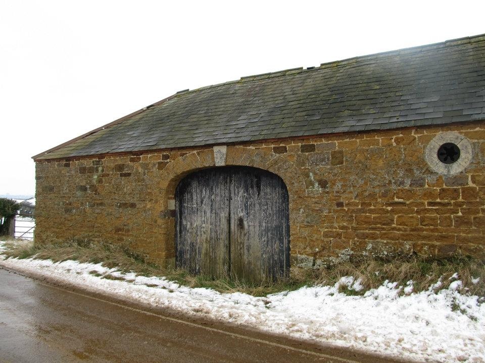 Photograph of Farm Barn near Thorpe Malsor