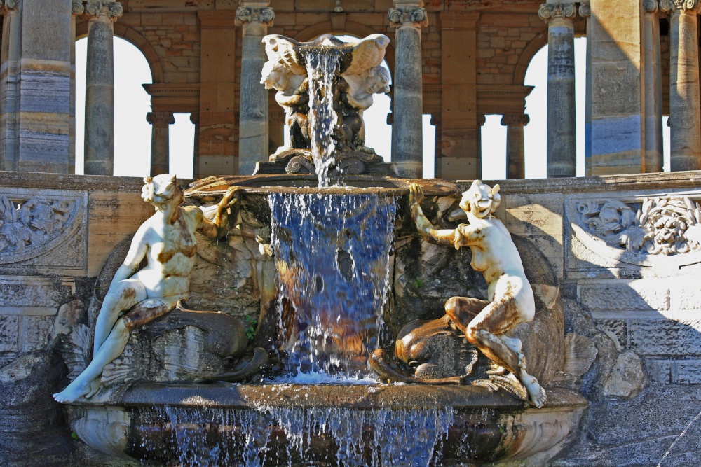 The Marble fountain at Hever Castle