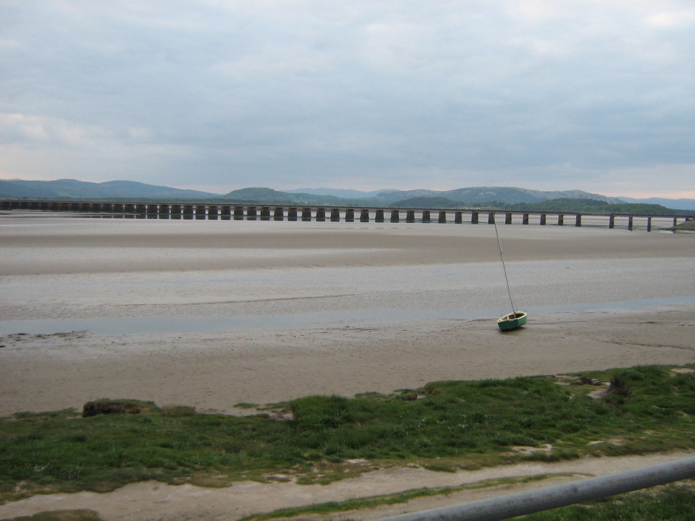 Viaduct over the Kent Estuary photo by Ian Aufflick