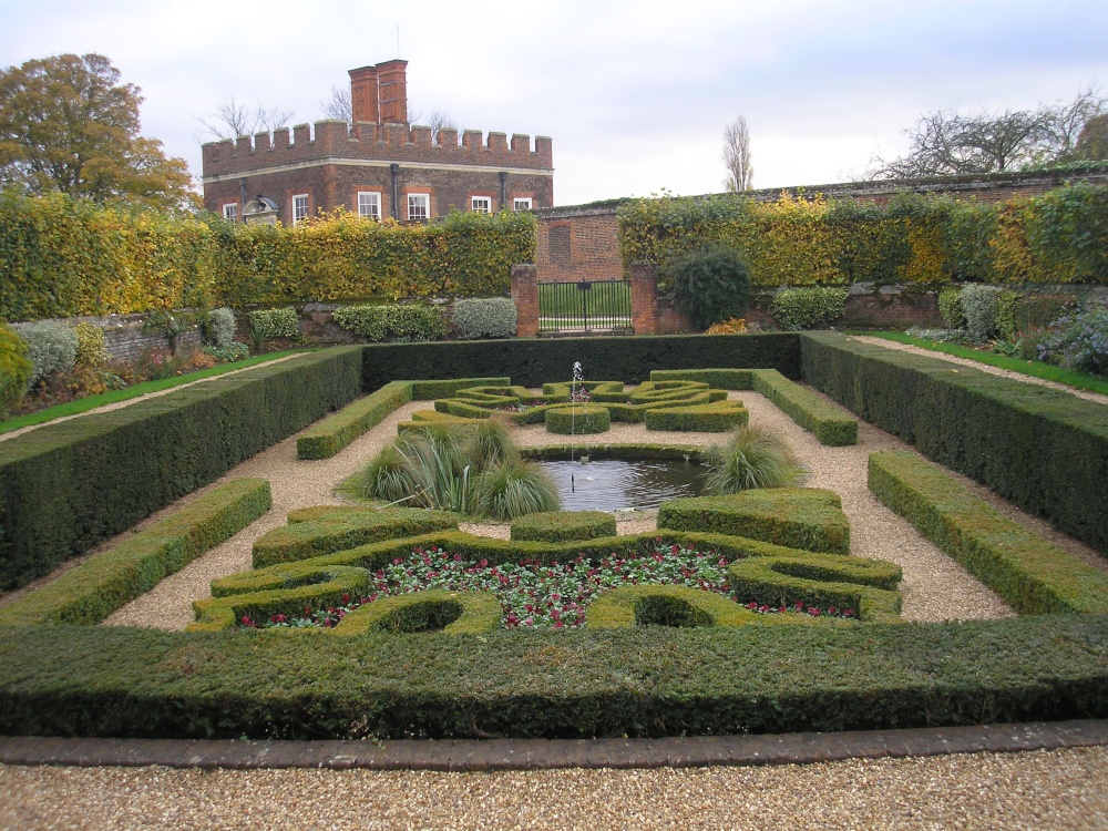 Hampton Court Palace, London