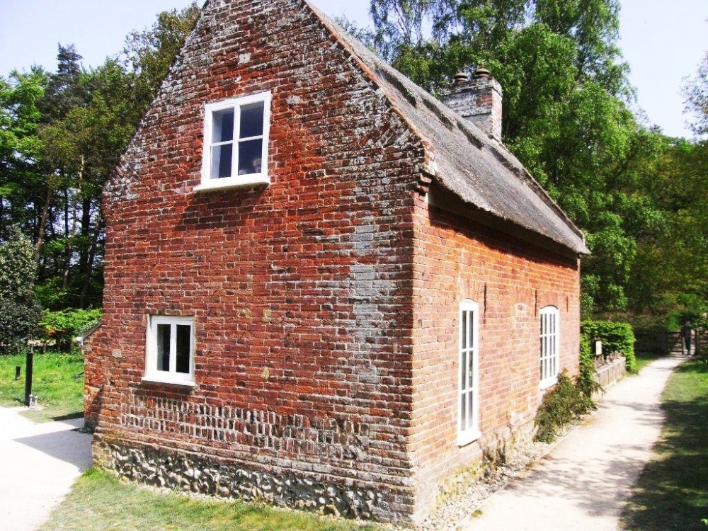 How Hill, Lotts Cottage