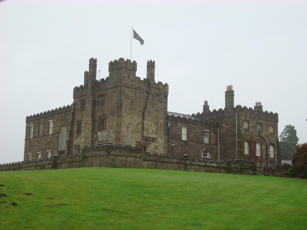 Ripley Castle photo by Victor Naumenko