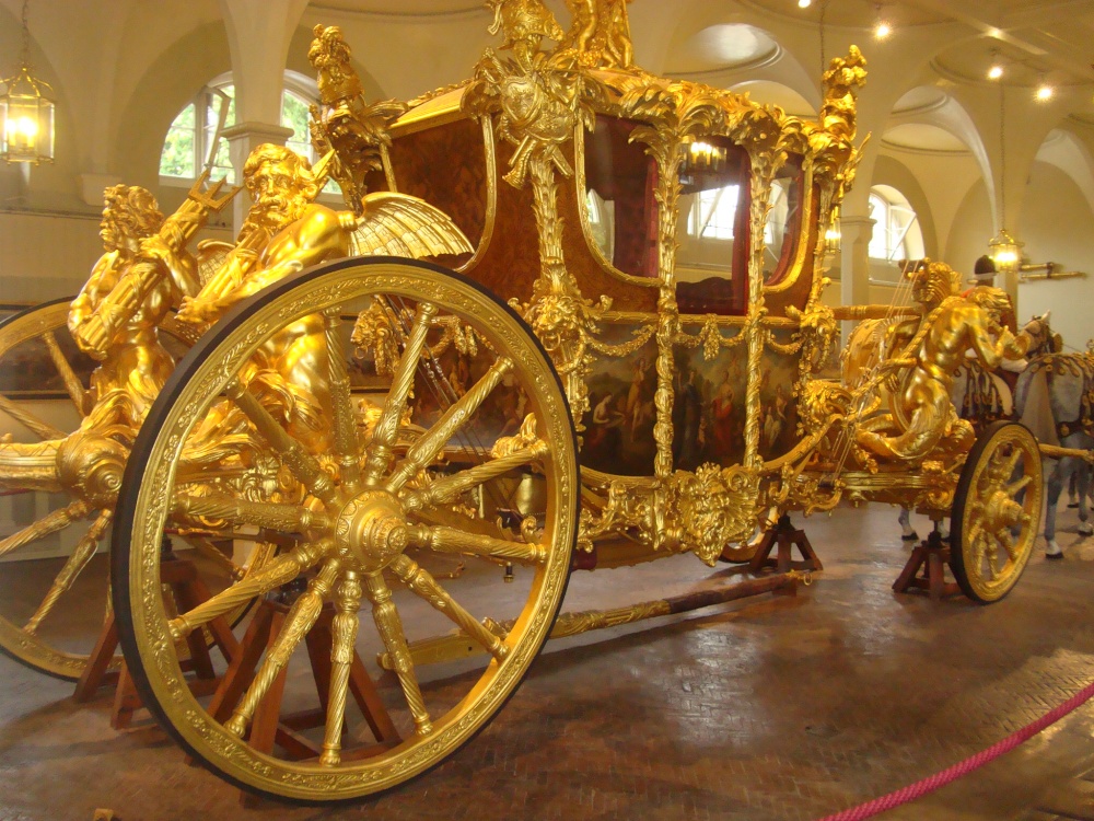 The Gold State Coach photo by Victor Naumenko
