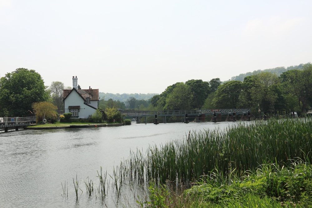 Photograph of The Thames at Streatley