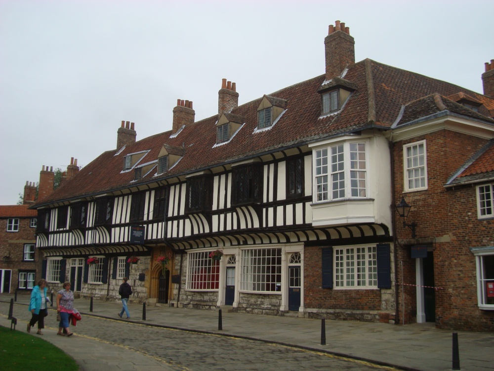 St William's College