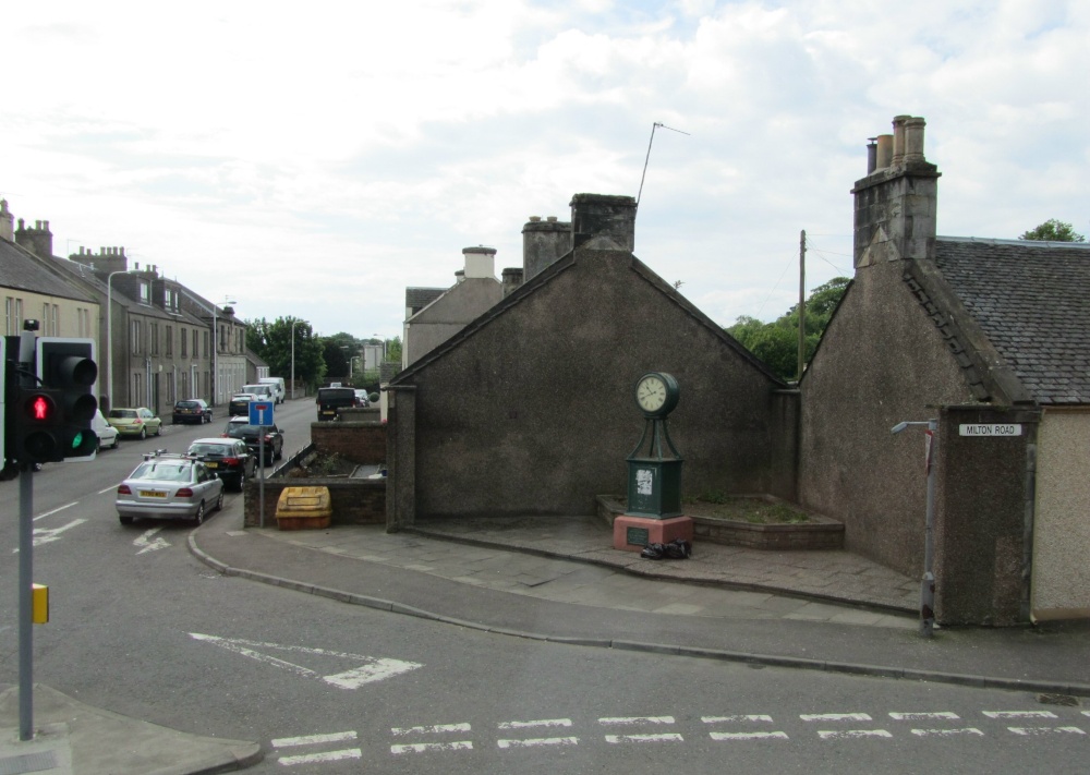 Windygate Cross Clock