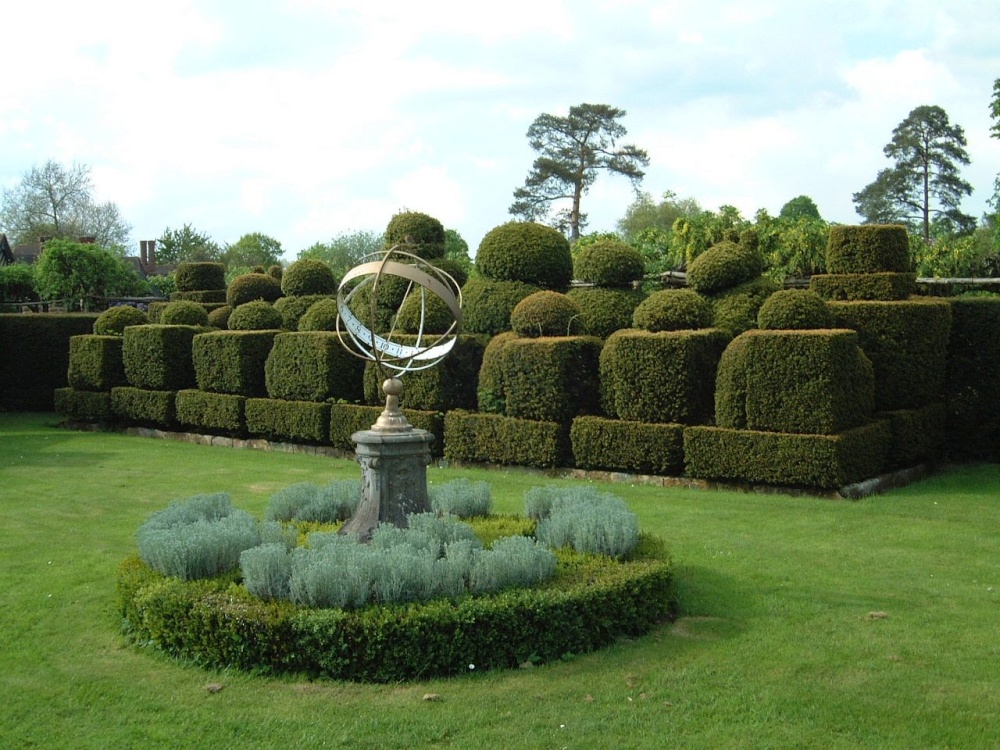 Hever Castle, May 2001