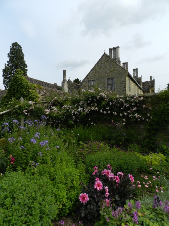 Wakehurst Place 24 June 20111