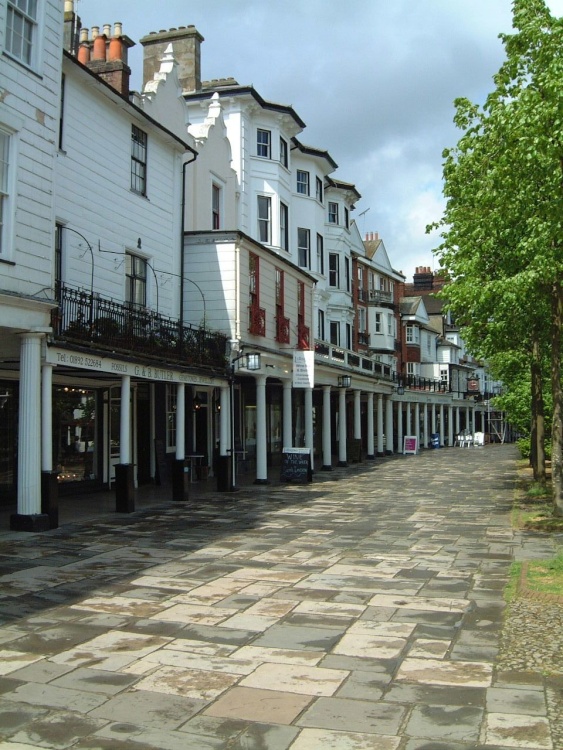 Royal Tunbridge Wells 16 May 2001