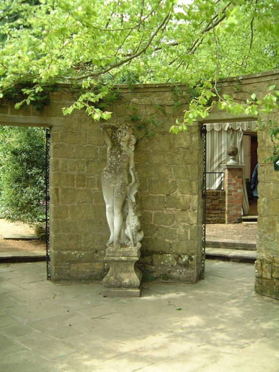 Pashley Manor Gardens, May 2001