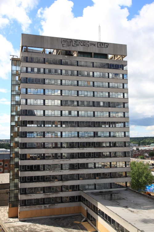 Western Tower, Reading