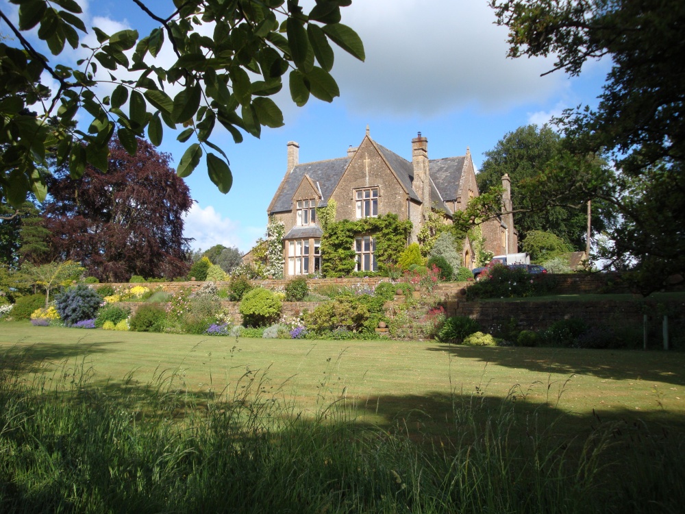 Photograph of Pendomer House, June 2009