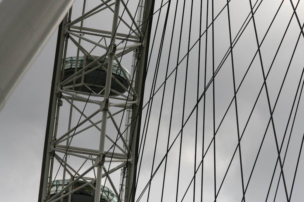 London Eye spokes