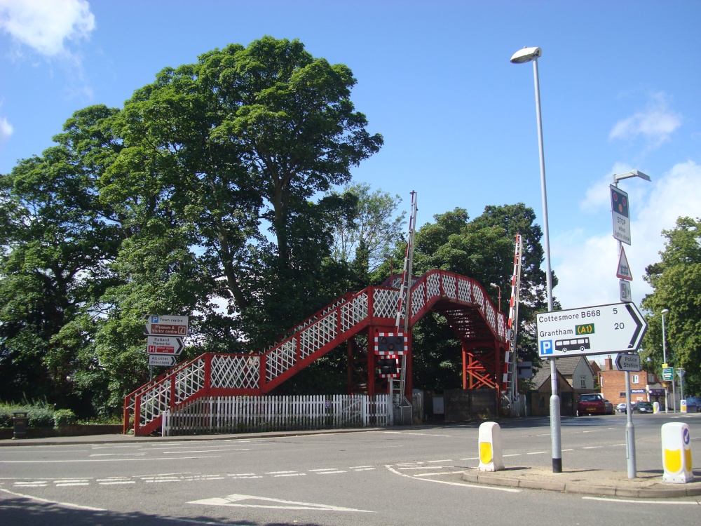 Level crossing by Oakham Station