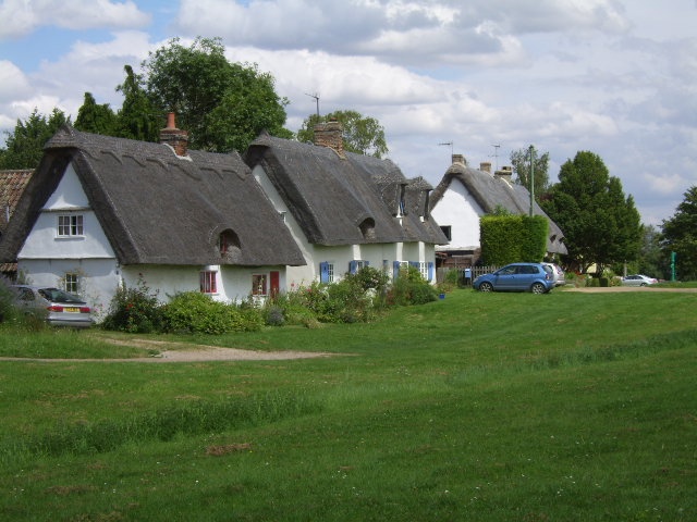 Cottage overlooking the Green