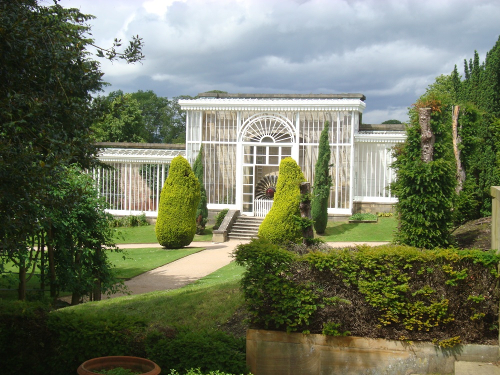 Conservative Wall Glasshouse