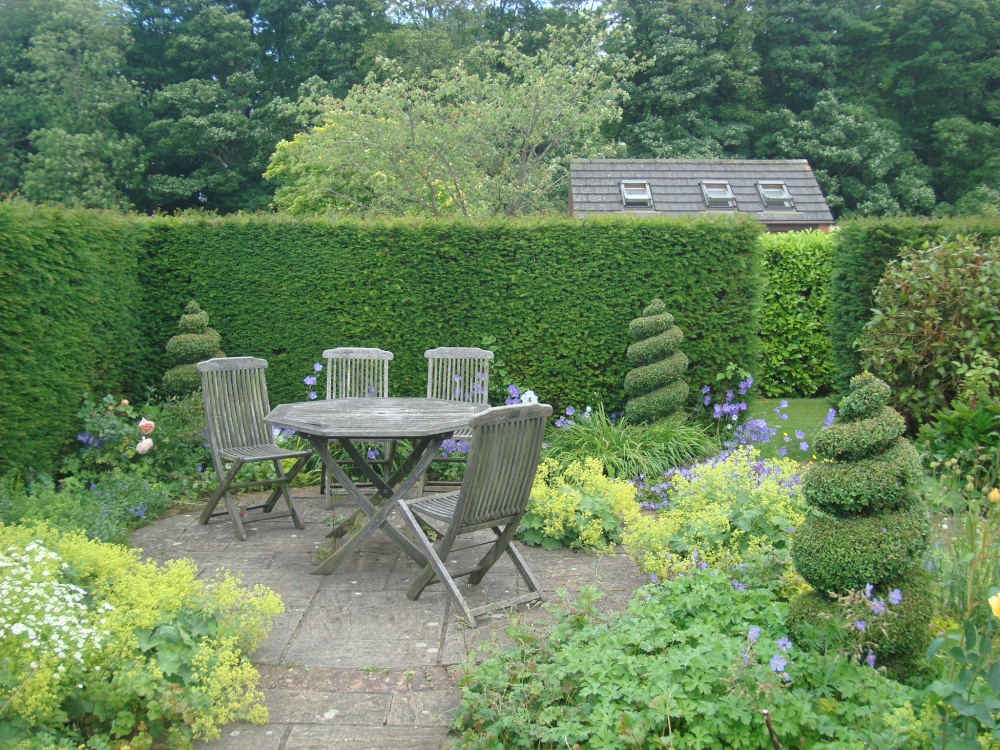 Courtyard Garden at Barnsdale