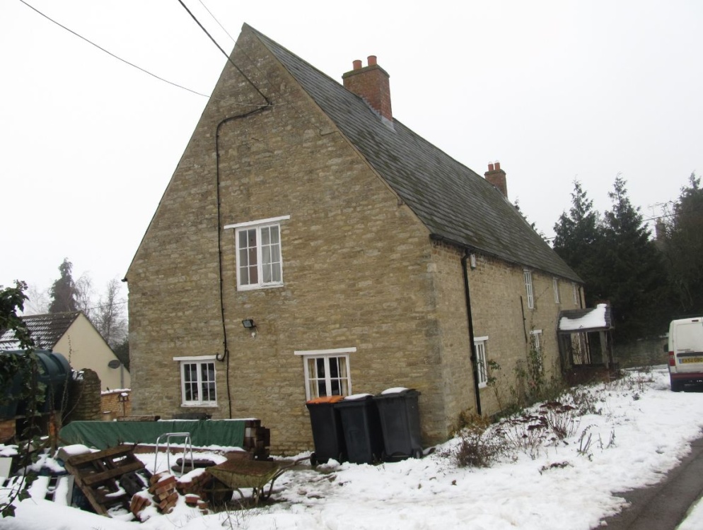 Photograph of Hinwick Winter view