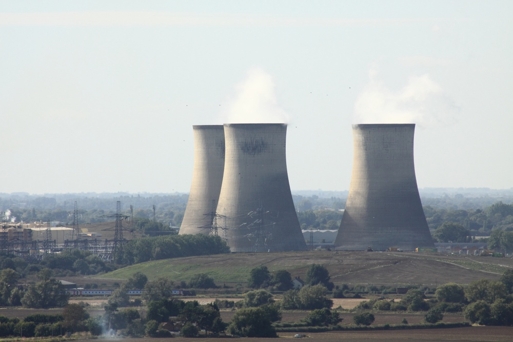 Photograph of Cooling Towers at Didcot Power Station