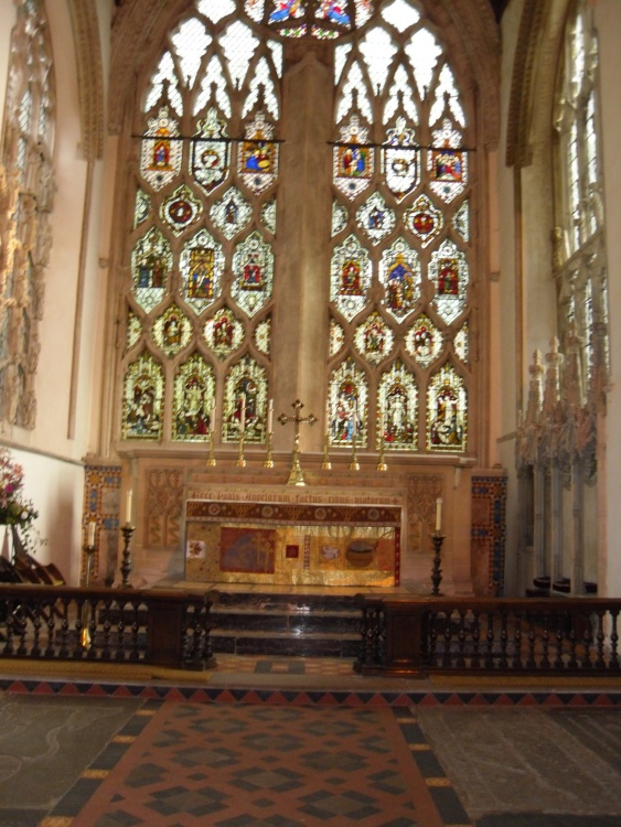 Dorchester-On-Thames, a stained glass above the altar