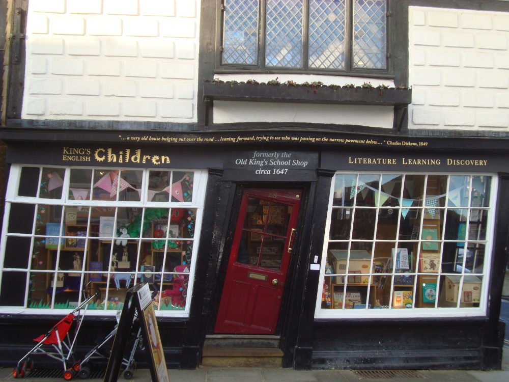 Crooked door of Sir John Boys House