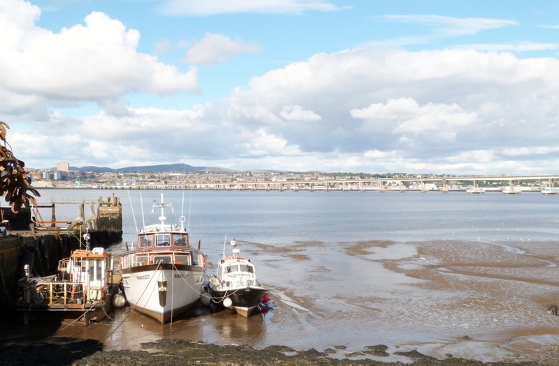 Photograph of Newport- on- Tay