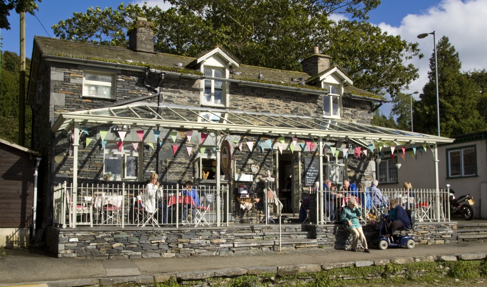 Pierhead ice cream shop