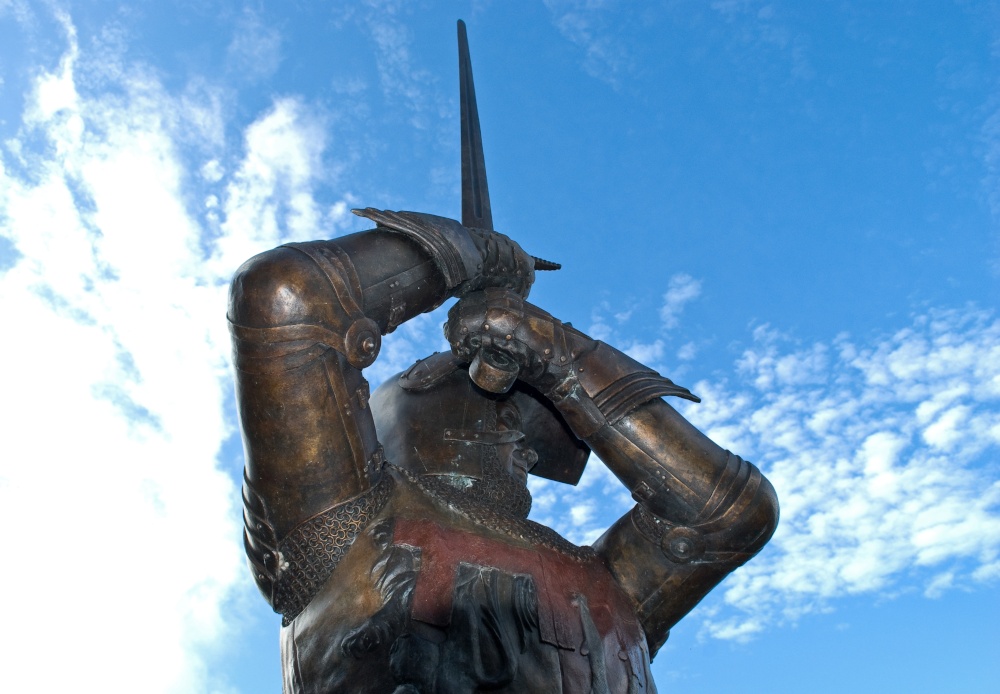 Harry Hotspur Bronze Statue In Alnwick
