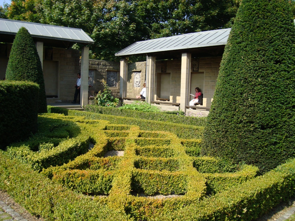 Provand's Lordship, St Nicholas Garden