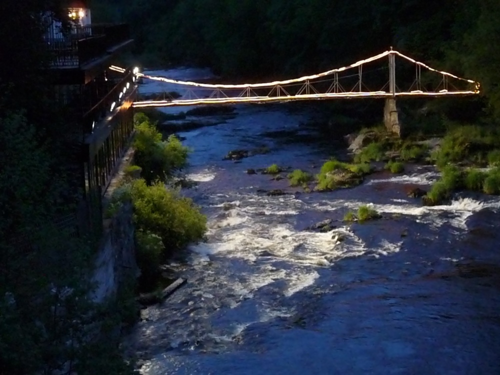 Photograph of The Chainbridge Berwyn Llangollen