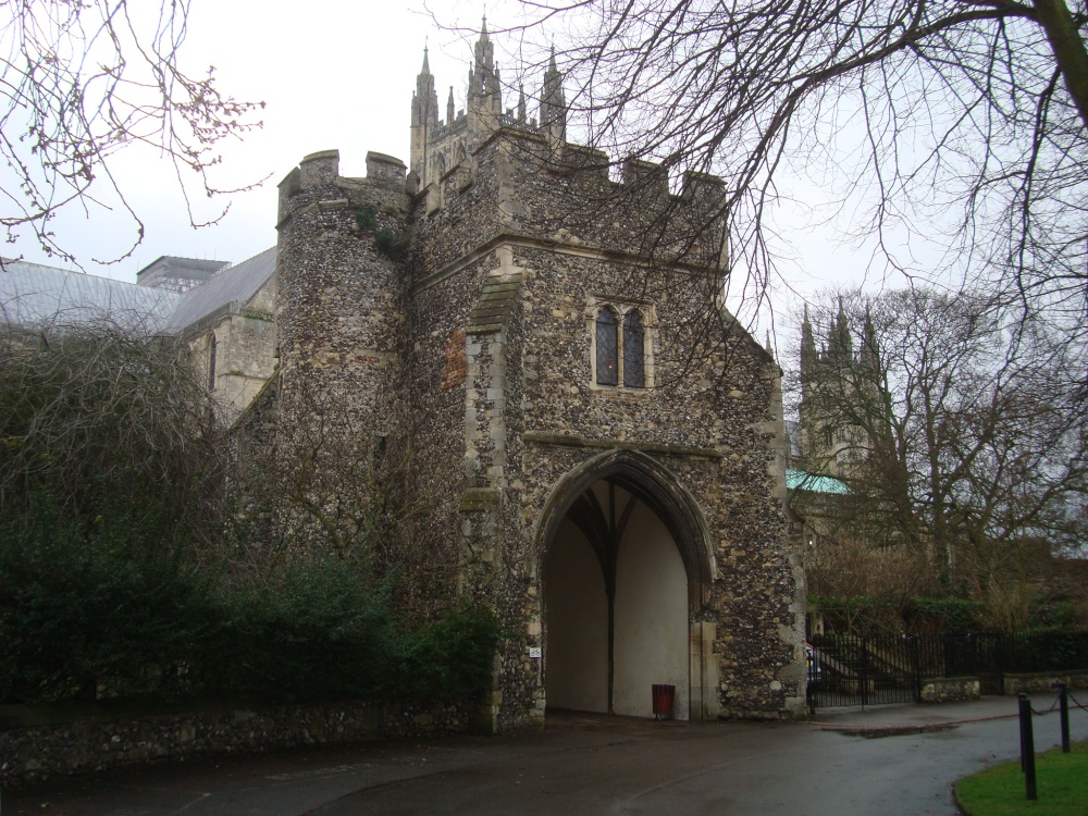 Green Court, the Dark Entry