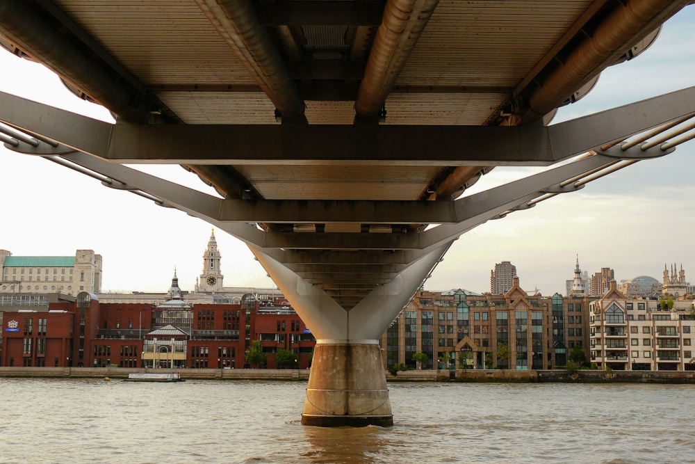 Millenium Bridge