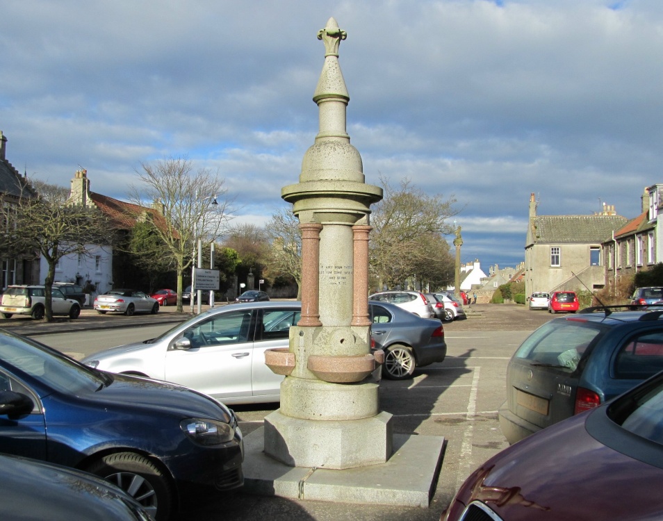 Photograph of Queen Victoria's Jubilee Monument