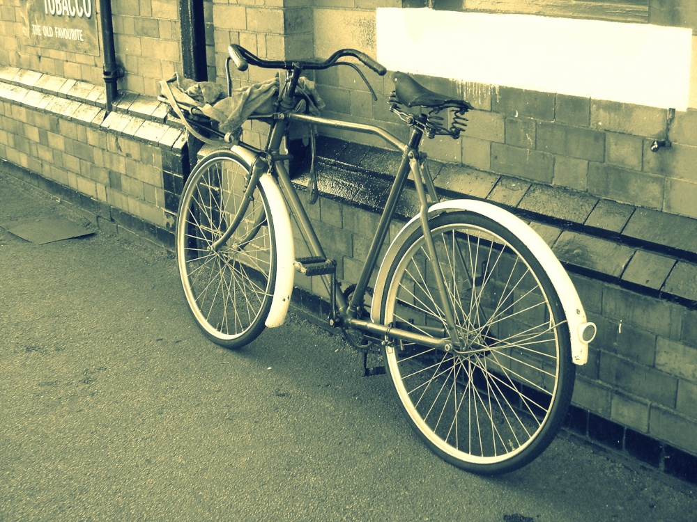 Photograph of Bicycle at Rothley Station