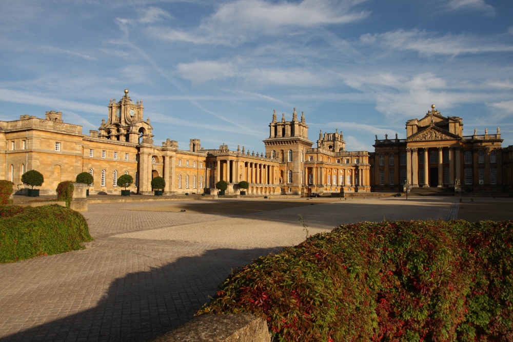 Blenheim Palace photo by Zbigniew Siwik