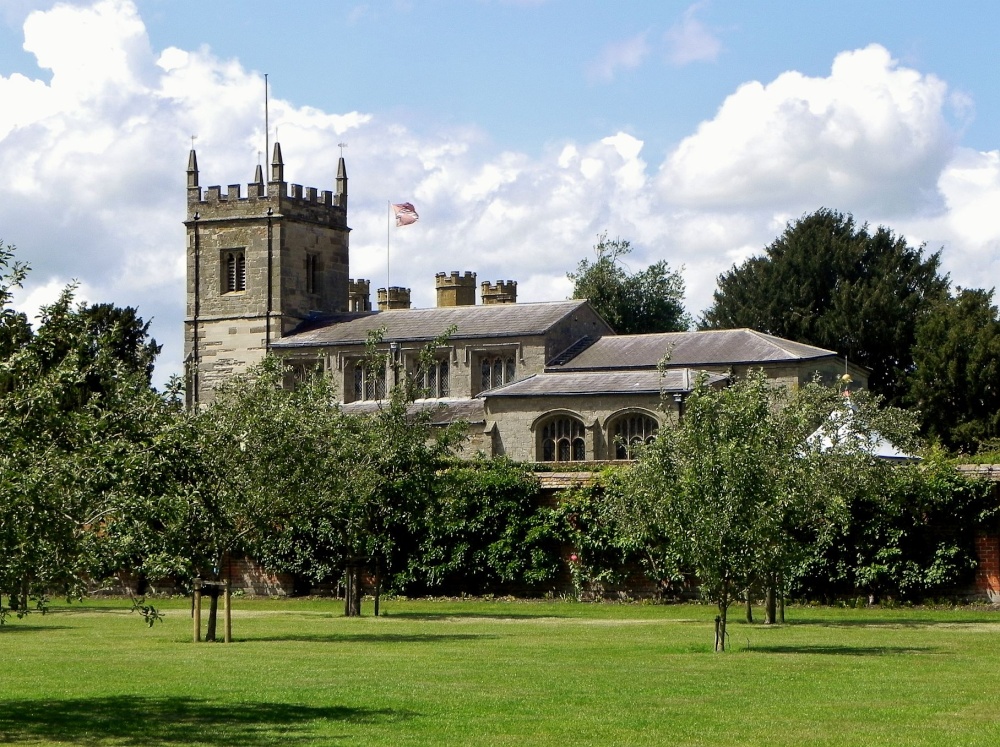 Coughton Court photo by MikeT