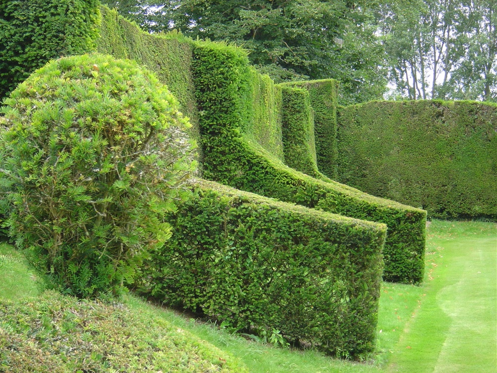 Cranborne Manor Gardens