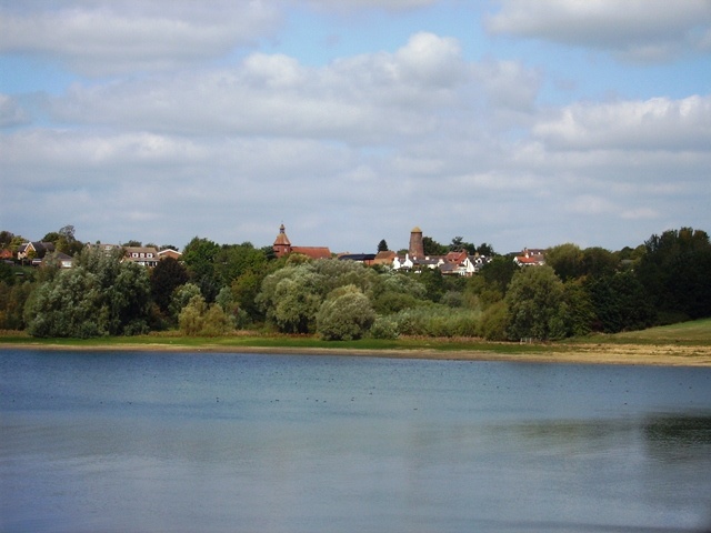 Draycote Water, looking towards Thurlaston