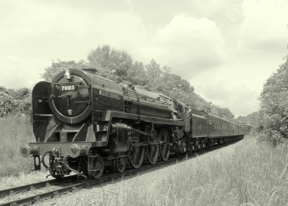 Photograph of 70013Oliver Cromwell on the Great Central Railway