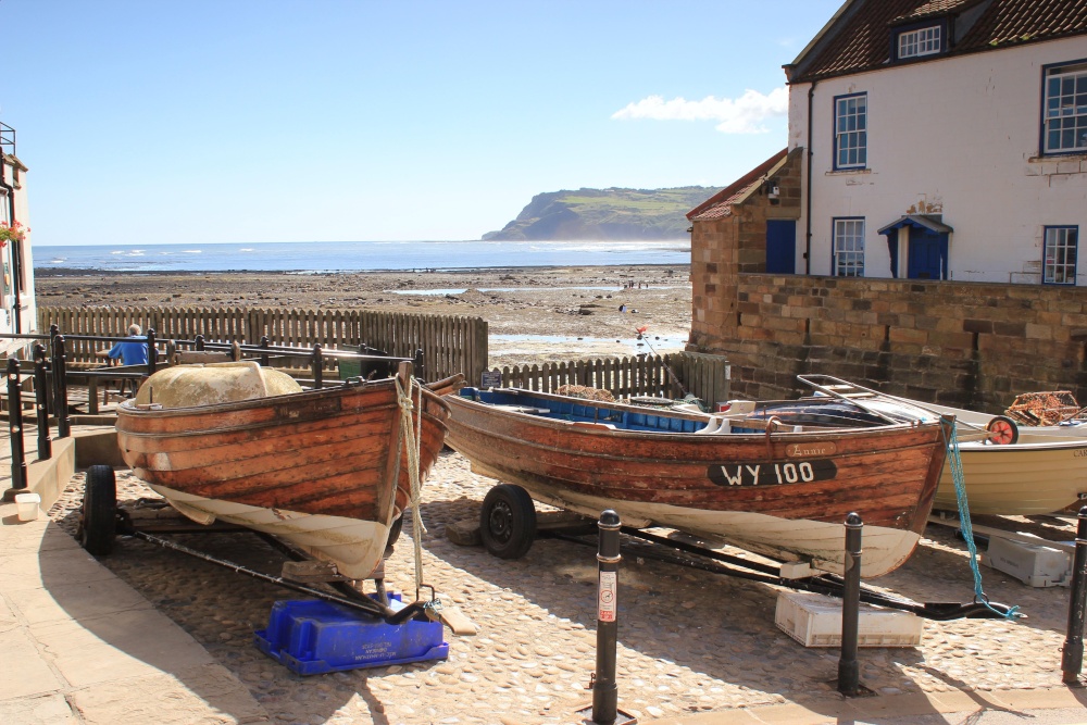 Robin Hoods Bay boats