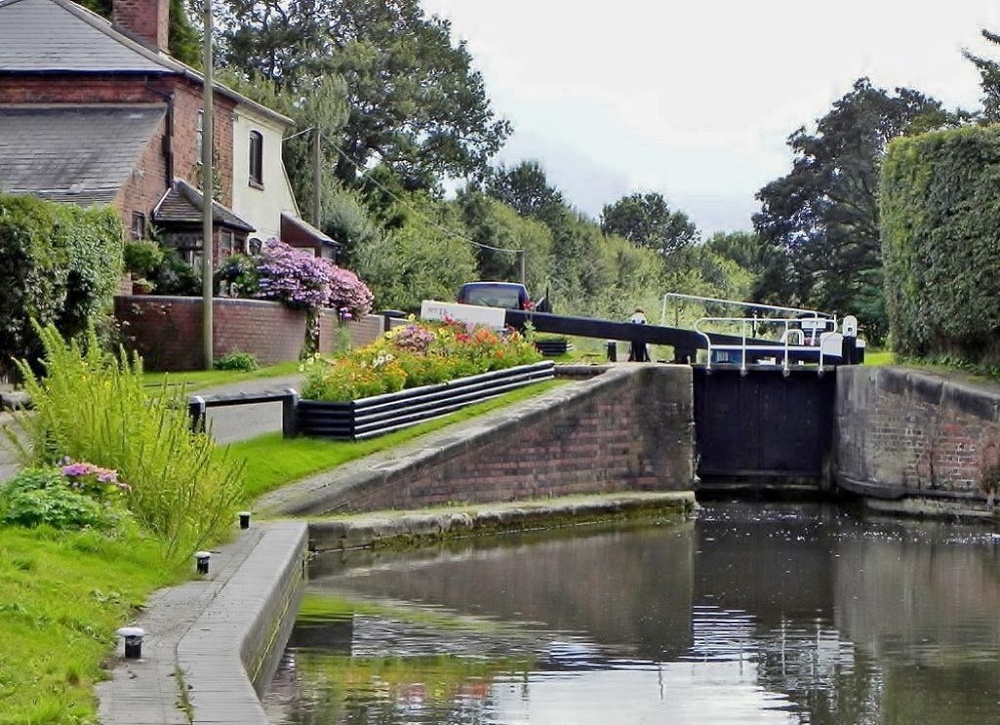 Curdworth Bottom Lock