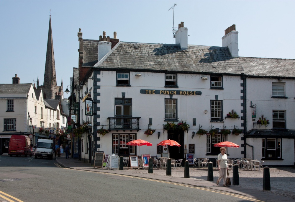 The Punch House, Monmouth