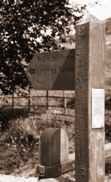 Loughrigg signpost
